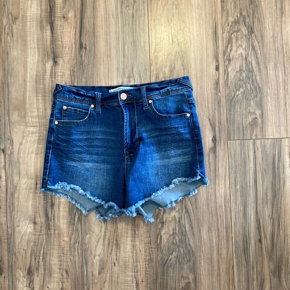 Celebrity pink cut off dark blue jean shorts. Sz 9/29.